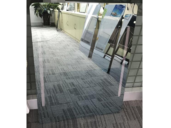 Beauty mirror - touch screen